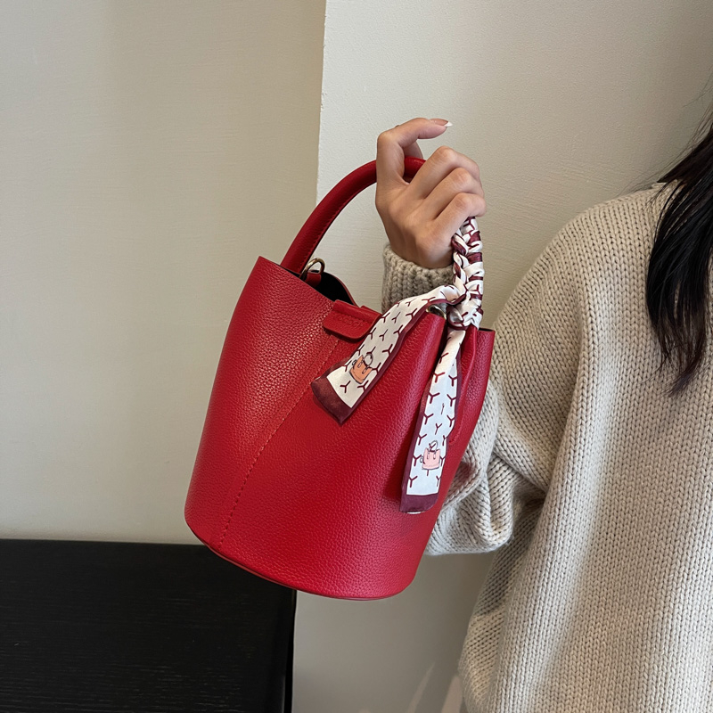 Tas bahu dan selempang PU mera - Luxury Bags On Sales ulasan dan harga